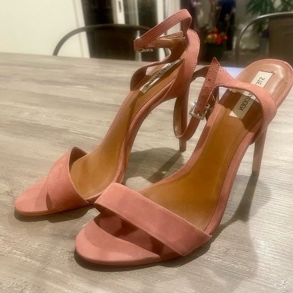 Steve Madden Rose Suede Heels - Picture 3 of 8